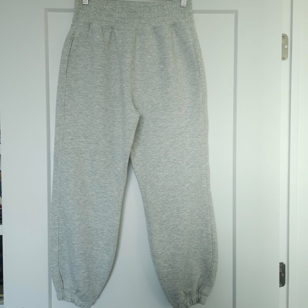 Abercrombie YPB Neo Knit Joggers NWOT